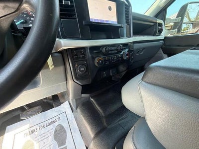 2023 Ford Super Duty F-450 DRW XL 4WD Crew Cab 179" WB 60" CA