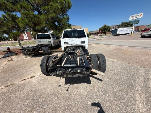 2023 Ford Super Duty F-450 DRW XL 4WD Crew Cab 179" WB 60" CA