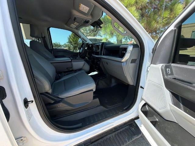2023 Ford Super Duty F-450 DRW XL 4WD Crew Cab 179" WB 60" CA