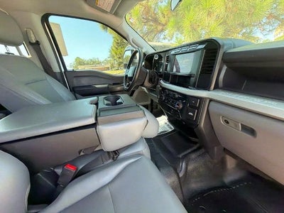 2023 Ford Super Duty F-450 DRW XL 4WD Crew Cab 179" WB 60" CA
