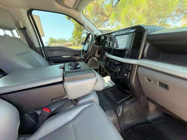 2023 Ford Super Duty F-450 DRW XL 4WD Crew Cab 179" WB 60" CA