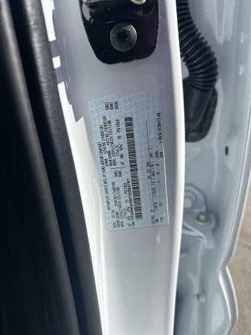 2026 Ford Super Duty F-350 DRW XL 4WD Crew Cab 179" WB 60" CA