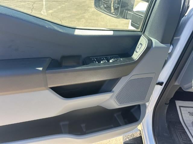 2026 Ford Super Duty F-350 DRW XL 4WD Crew Cab 179" WB 60" CA