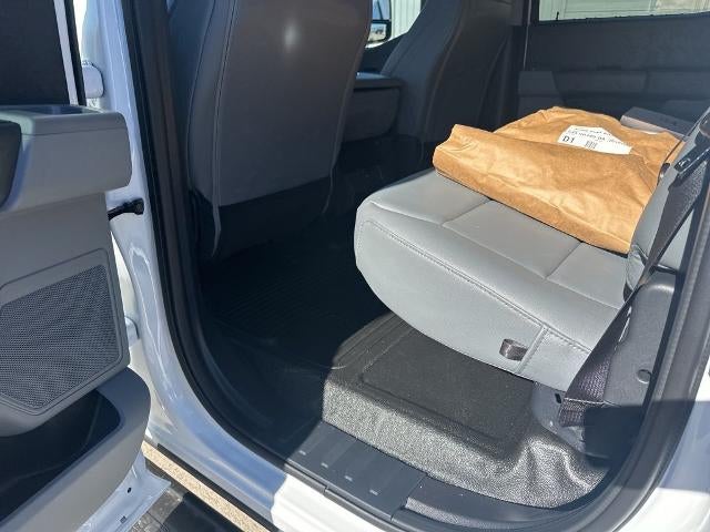 2026 Ford Super Duty F-350 DRW XL 4WD Crew Cab 179" WB 60" CA