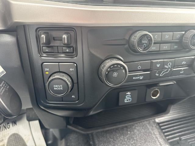 2024 Ford Super Duty F-350 DRW XL 4WD Crew Cab 179" WB 60" CA