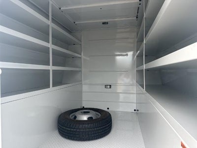 2024 Ford Super Duty F-350 DRW XL 4WD Crew Cab 179" WB 60" CA