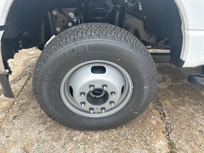 2024 Ford Super Duty F-350 DRW XL 4WD Crew Cab 179" WB 60" CA