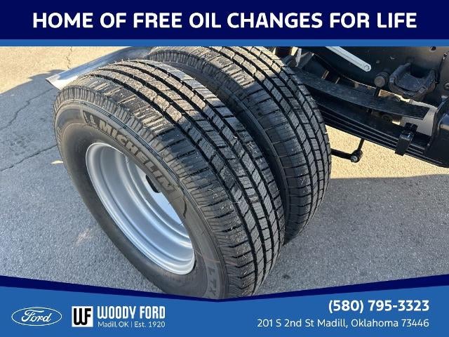 2026 Ford Super Duty F-350 DRW XL 4WD Crew Cab 179" WB 60" CA