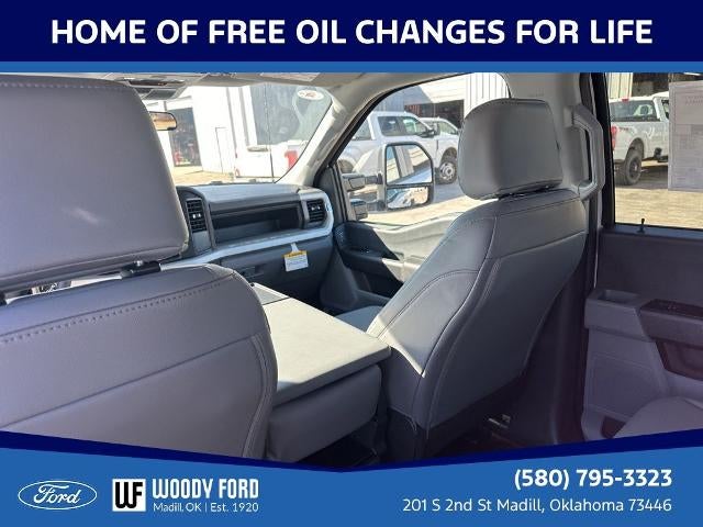 2026 Ford Super Duty F-350 DRW XL 4WD Crew Cab 179" WB 60" CA