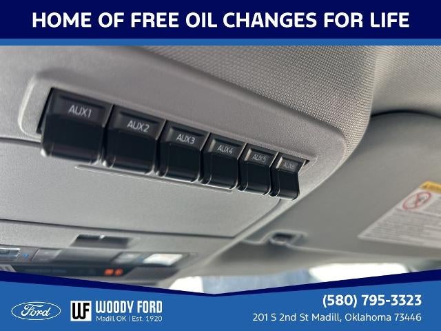 2026 Ford Super Duty F-350 DRW XL 4WD Crew Cab 179" WB 60" CA