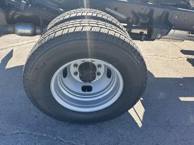 2026 Ford Super Duty F-350 DRW XL 4WD Crew Cab 179" WB 60" CA