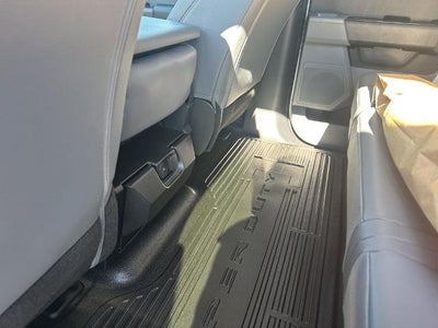 2026 Ford Super Duty F-350 DRW XL 4WD Crew Cab 179" WB 60" CA