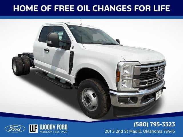 2026 Ford Super Duty F-350 DRW XL 4WD SuperCab 168" WB 60" CA