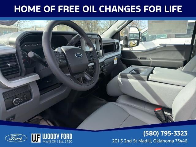 2026 Ford Super Duty F-350 DRW XL 4WD Reg Cab 169" WB 84" CA