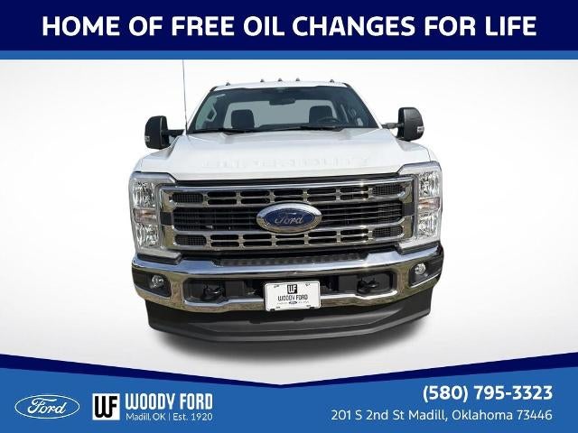 2026 Ford Super Duty F-350 DRW XL 4WD Reg Cab 169" WB 84" CA