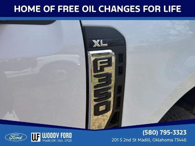 2026 Ford Super Duty F-350 DRW XL 4WD Reg Cab 169" WB 84" CA
