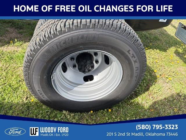 2026 Ford Super Duty F-350 DRW XL 4WD Reg Cab 169" WB 84" CA