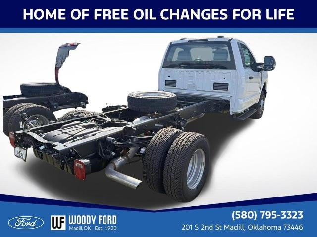2026 Ford Super Duty F-350 DRW XL 4WD Reg Cab 169" WB 84" CA