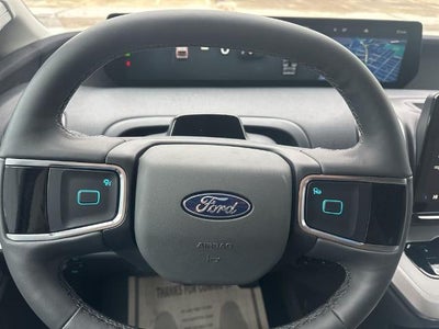 2026 Ford Super Duty F-550 DRW XL 4WD SuperCab 168" WB 60" CA