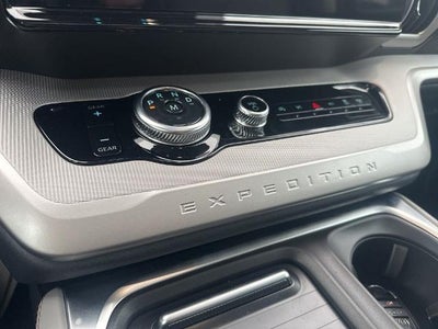 2026 Ford Super Duty F-550 DRW XL 4WD SuperCab 168" WB 60" CA