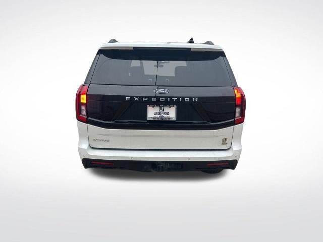 2026 Ford Super Duty F-550 DRW XL 4WD SuperCab 168" WB 60" CA