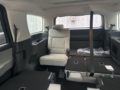 2026 Ford Super Duty F-550 DRW XL 4WD SuperCab 168" WB 60" CA