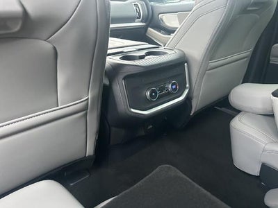 2026 Ford Super Duty F-550 DRW XL 4WD SuperCab 168" WB 60" CA