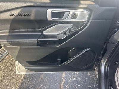 2023 Ford Explorer ST 4WD