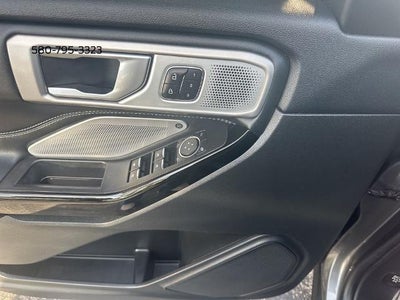 2023 Ford Explorer ST 4WD