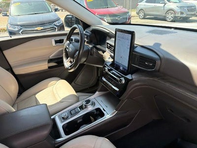 2022 Ford Explorer Platinum 4WD
