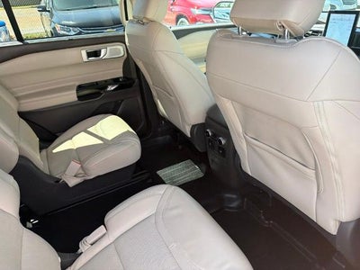 2022 Ford Explorer Platinum 4WD