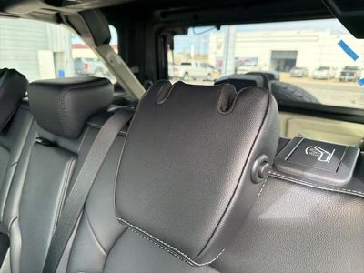 2026 Ford Bronco Outer Banks 4 Door 4x4