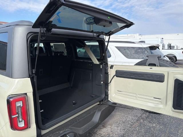 2026 Ford Bronco Outer Banks 4 Door 4x4