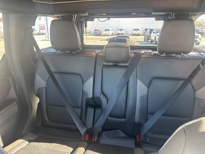 2025 Ford Bronco Outer Banks 4 Door 4x4