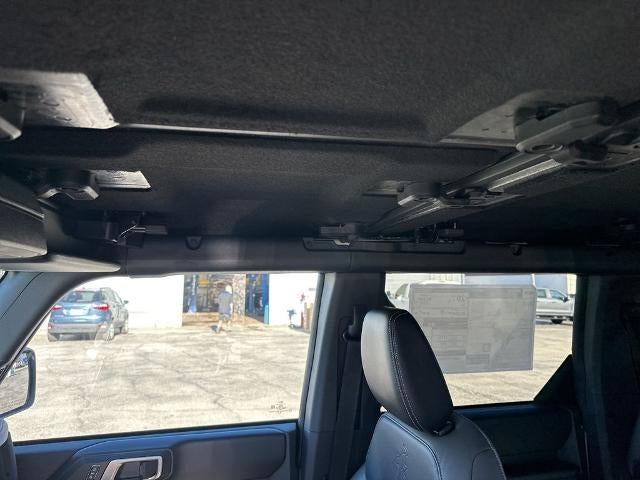 2025 Ford Bronco Outer Banks 4 Door 4x4