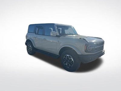 2025 Ford Bronco Outer Banks 4 Door 4x4