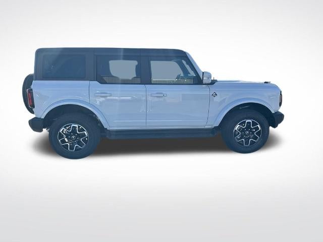 2025 Ford Bronco Outer Banks 4 Door 4x4