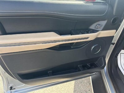 2023 Ford Expedition Max XLT 4x4