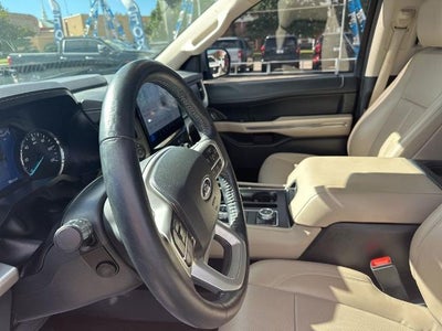 2023 Ford Expedition Max XLT 4x4