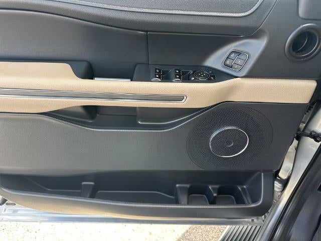 2023 Ford Expedition Max XLT 4x4