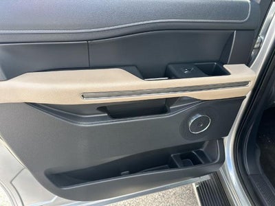 2023 Ford Expedition Max XLT 4x4