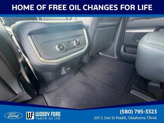 2027 Ford Expedition Max Active 4x4