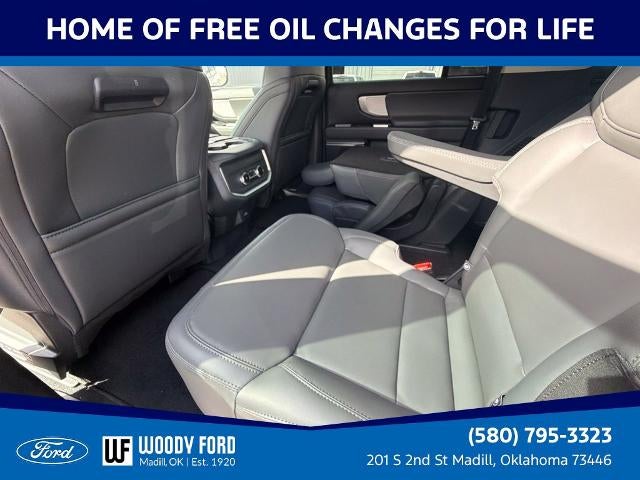 2027 Ford Expedition Max Active 4x4