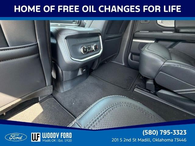 2027 Ford Expedition Max Platinum 4x4