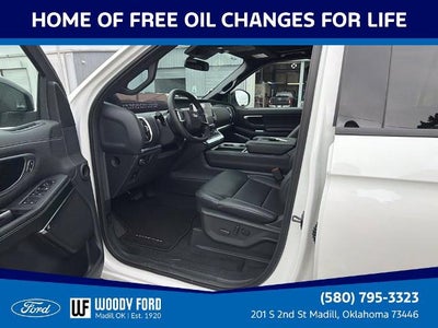 2027 Ford Expedition Max Platinum 4x4
