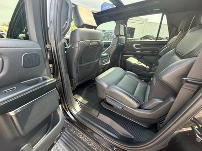 2025 Ford Expedition Max Platinum 4x4