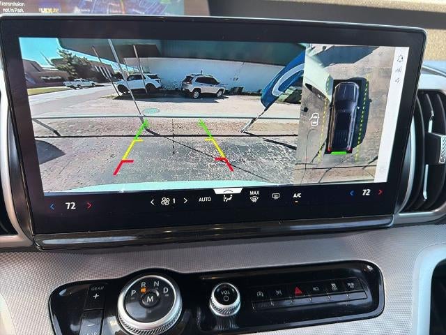 2025 Ford Expedition Active 4x2