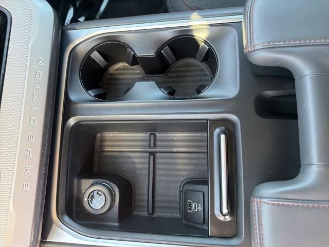 2025 Ford Expedition Active 4x2