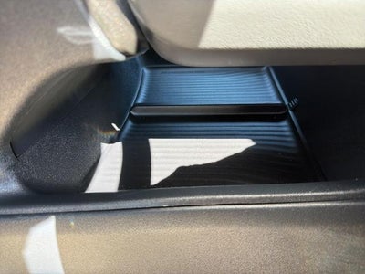 2025 Ford Expedition Active 4x2