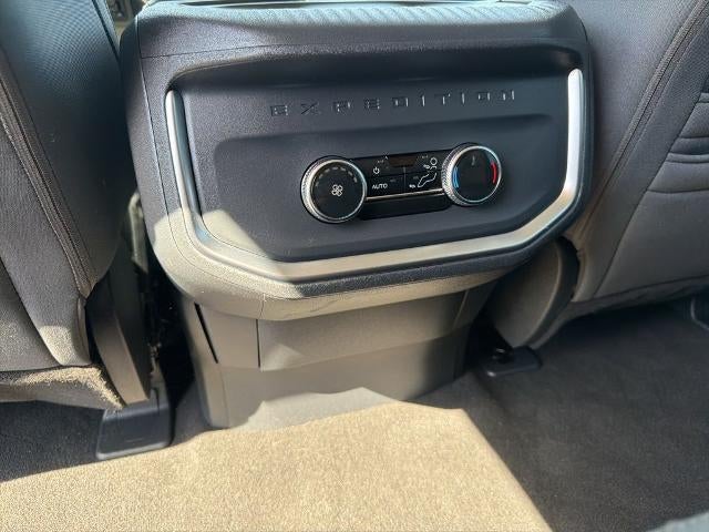 2025 Ford Expedition Active 4x2